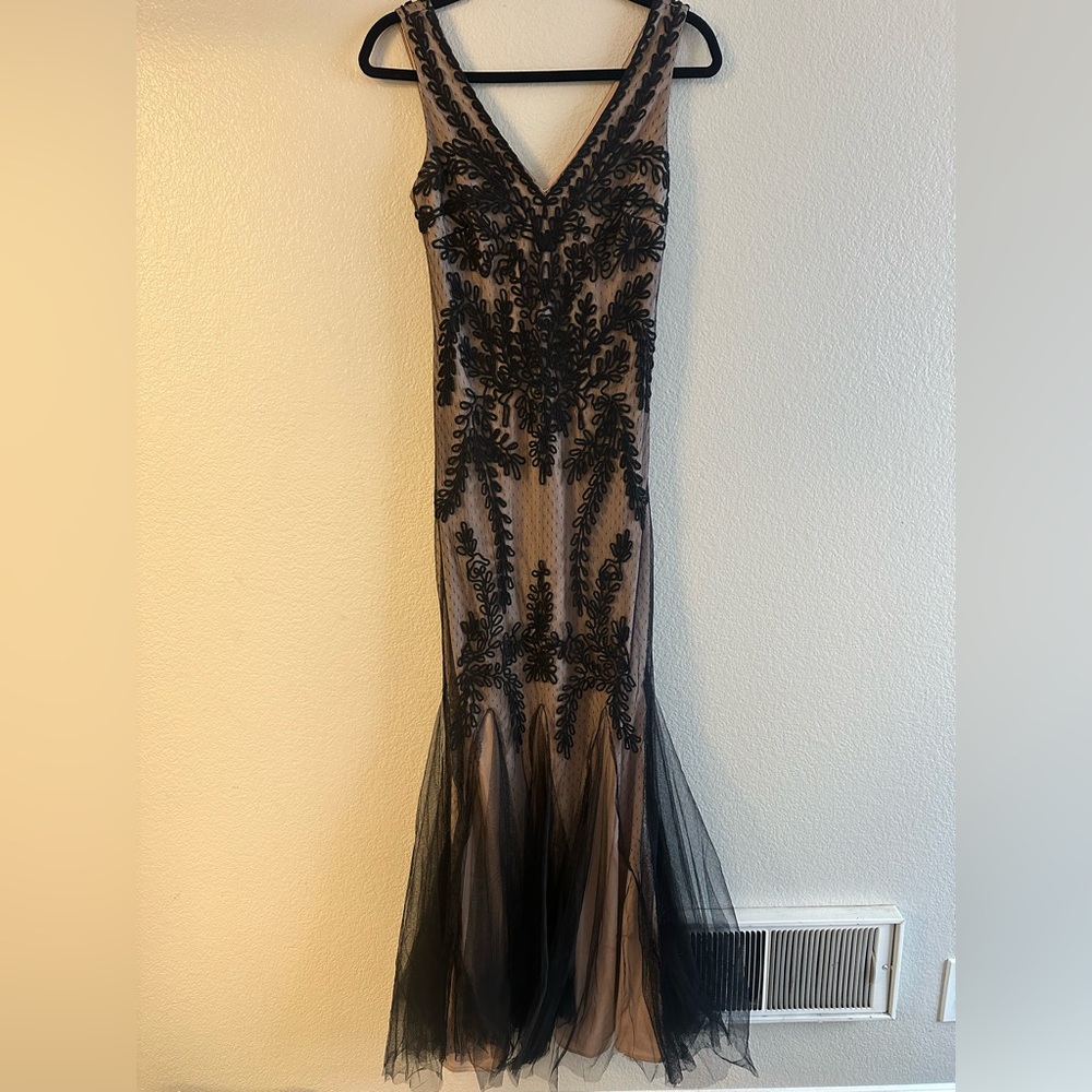 Avery G Soutache Godet Lace Mermaid gown